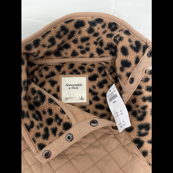 ASYMMETRICAL SNAP-UP FLEECE - Picture 5 of 5